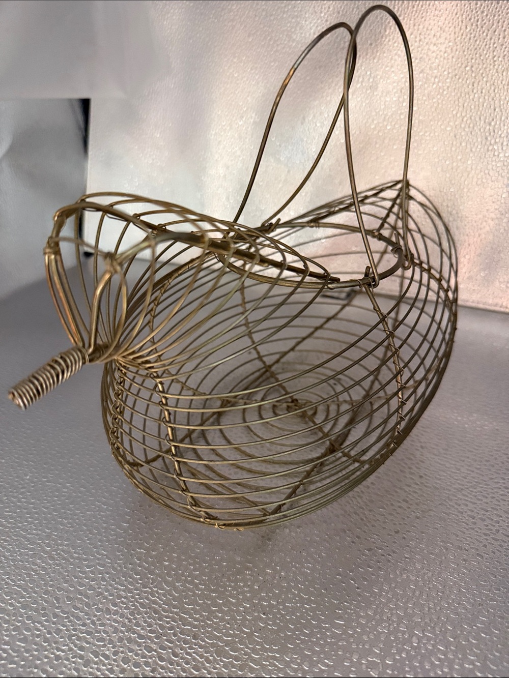 Vintage Bird Silhouette Gold Wire Basket with dual loop Handles